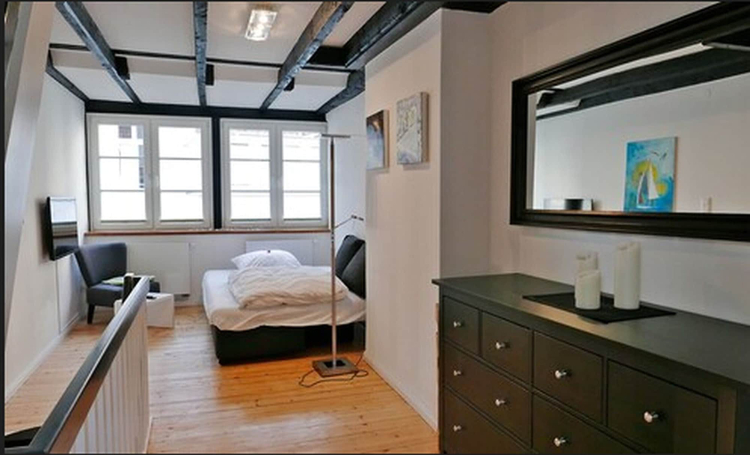 Bedroom 2, Idylle im Schnoor, Bremen