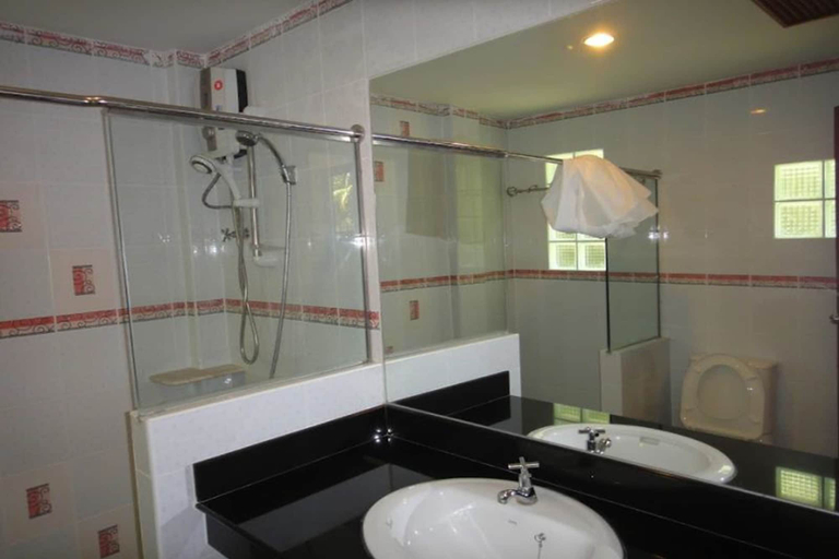 Bathroom 3, Raisailuang Resort, Muang Ubon Ratchatani