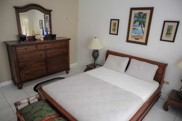 Bedroom 3, Country Club Mangowalk Townhouse