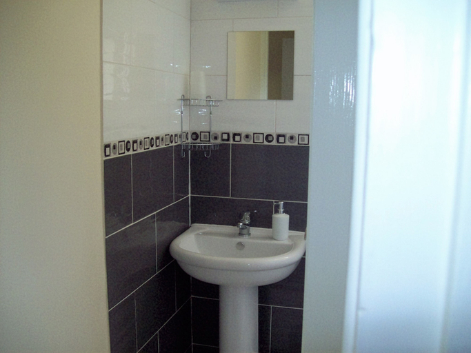 Bathroom 5, La Riviere Lune Chambre D'Hote, Aude