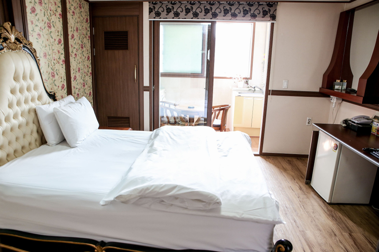Bedroom 2, Hill Stay Hotel Residence, Gumi