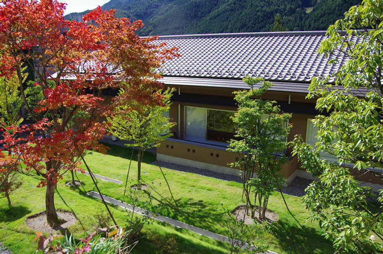 Gero Onsen Yukyunohana, Gero