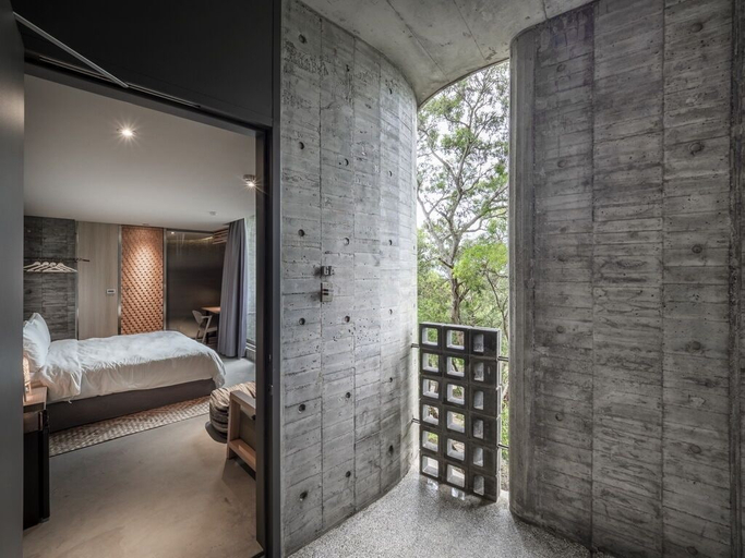 Bedroom 3, Wandering Walls, Pingtung