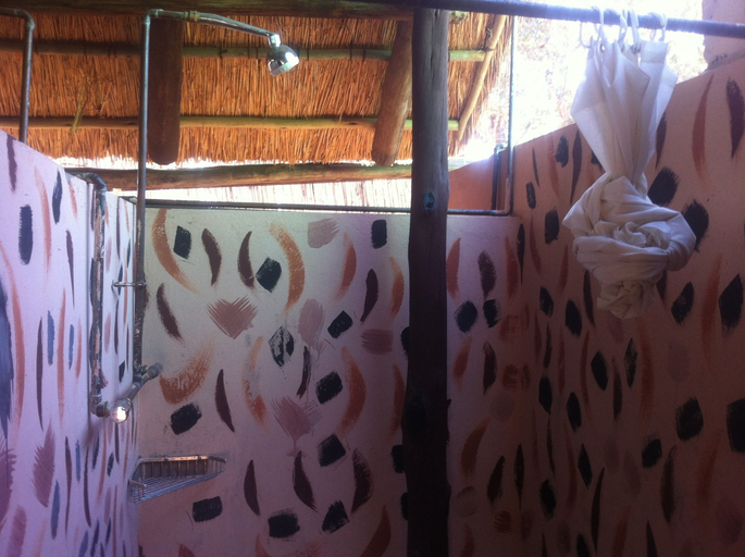 Others 5, Bananyana Backpackers, Chobe