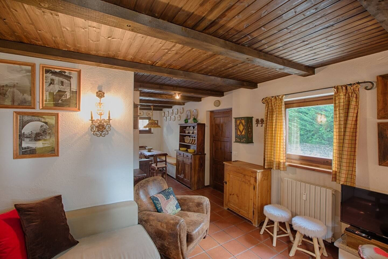 Living room 5, JOIVY Dolonne Sci ai Piedi Subito in Pista, Aosta