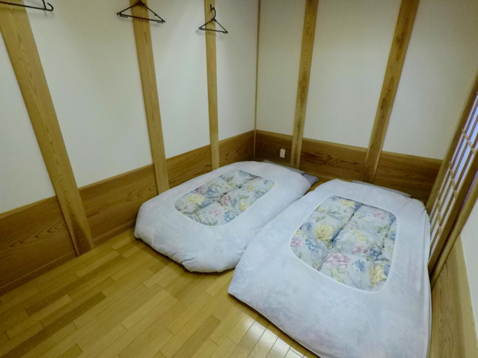 Bedroom 3, Narita Sando Guesthouse - Hostel, Narita