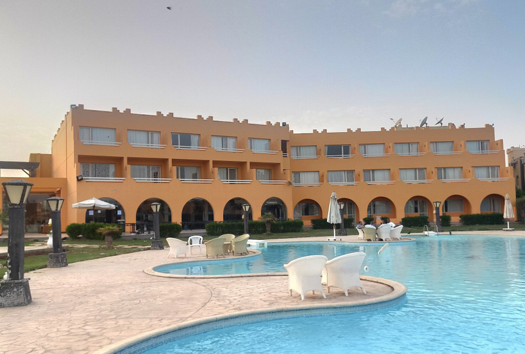 Exterior & Views 2, Horizon El Wadi Hotel, 'Ataqah