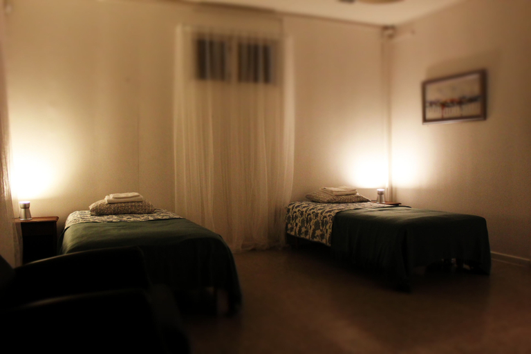 Bedroom 2, Affären Må Bra, Sunne