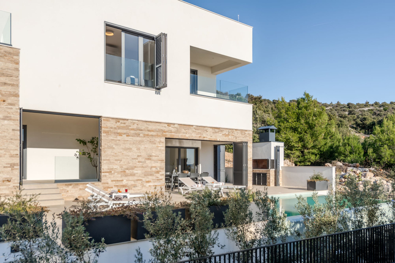 Exterior & Views 2, Sea Bliss Luxury Villa - Sevid, Marina