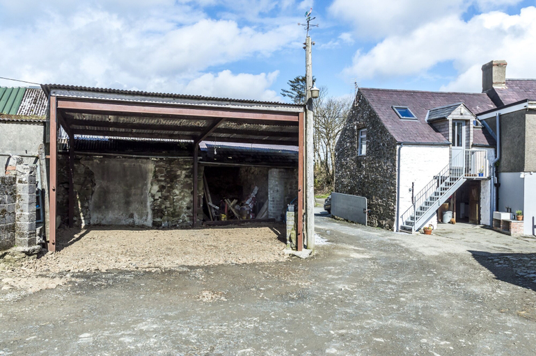 Exterior & Views 2, Ashgrove Farm - Llawhaden - Narberth, Pembrokeshire
