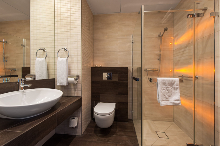 Bathroom 5, Hotel Różany Gaj - Destigo Hotels, Gdynia