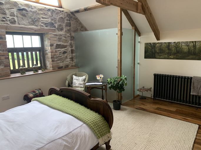 Bedroom 2, The Granary Bed and Breakfast, Devon