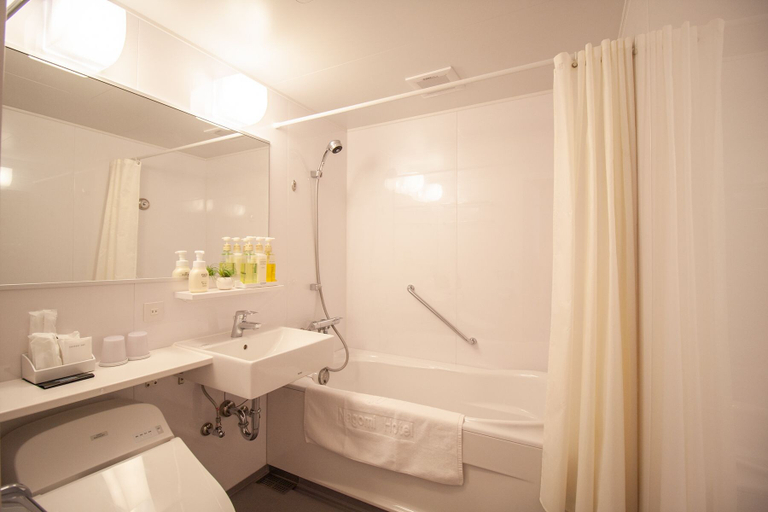 Bathroom 4, Nagomi Hotel Nippori, Arakawa