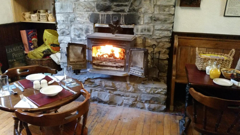 Food & Drinks 5, Blue Peter Hotel, Dumfries and Galloway