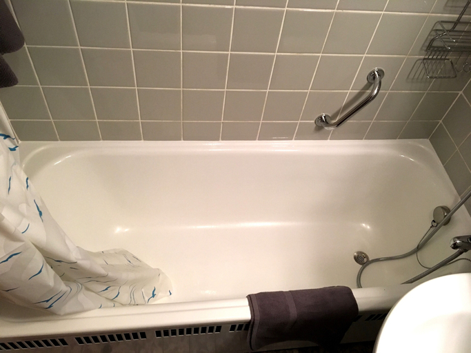 Bathroom 3, Newstyle, Regensburg