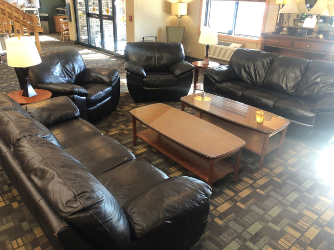 Others 4, Cobblestone Hotel & Suites – Wisconsin Rapids, Wood