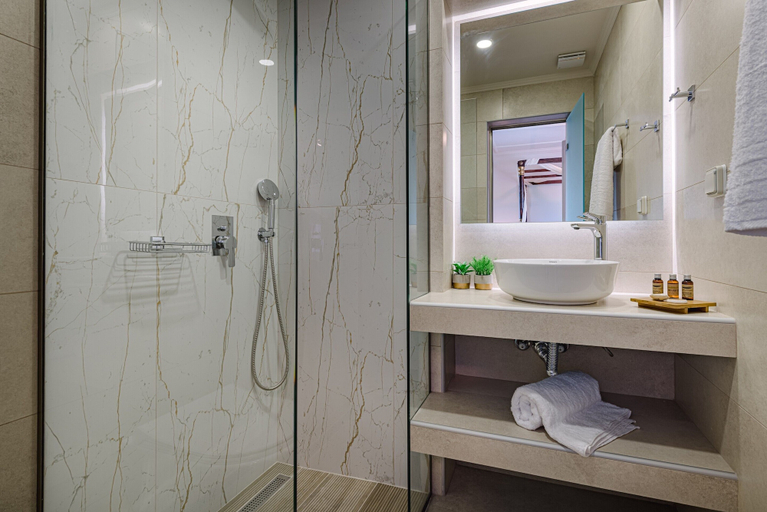 Bathroom 4, Aigli Villa, Ionian Islands