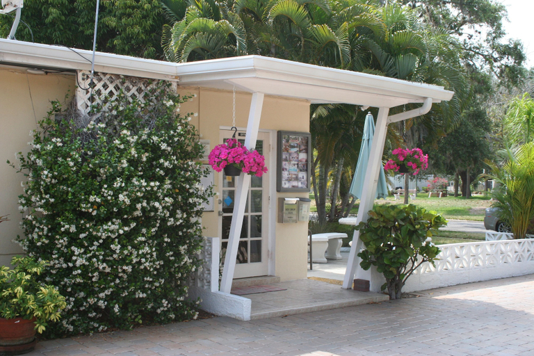 Exterior & Views 2, Venice Beach Villas, Sarasota