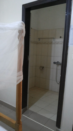 Bedroom 3, Highway Motel, Padyere