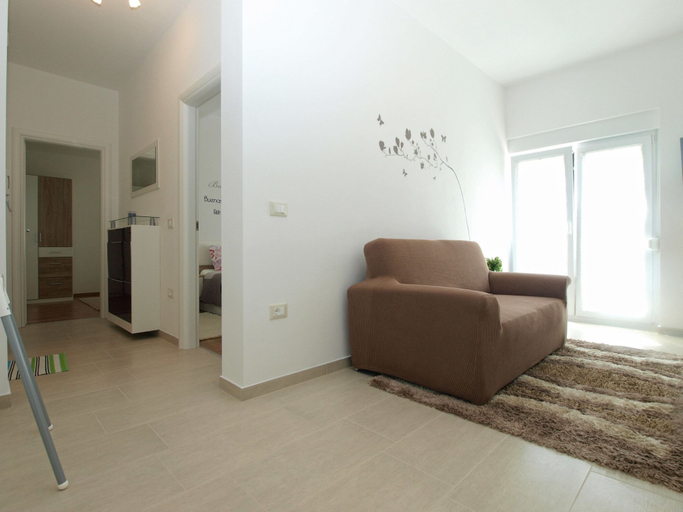 Others 4, Apartment 1617, Vodnjan