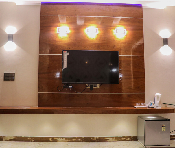 Others 4, Hotel Rajahamsa, Anantapur