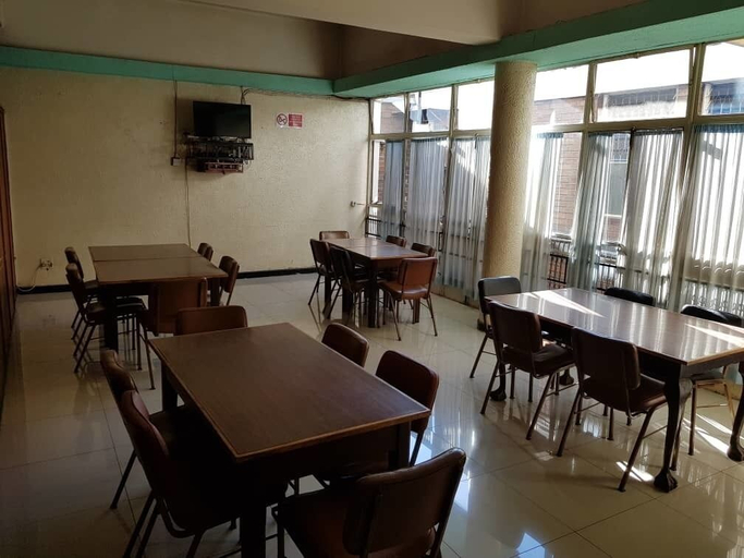 Food & Drinks, Plaza Hotel, Bulawayo