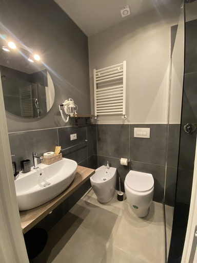 Bathroom 5, Soha Piazza di Spagna Boutique, Rome