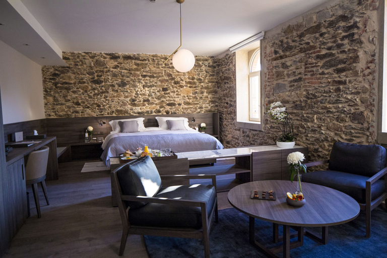 Bedroom 4, Etoile de Pompadour, Corrèze
