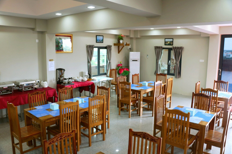 Food & Drinks 3, Sat Sun Hotel, Yangon
