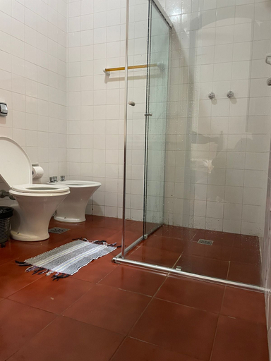 Bathroom, Pousada Alecrim Dourado, Parati