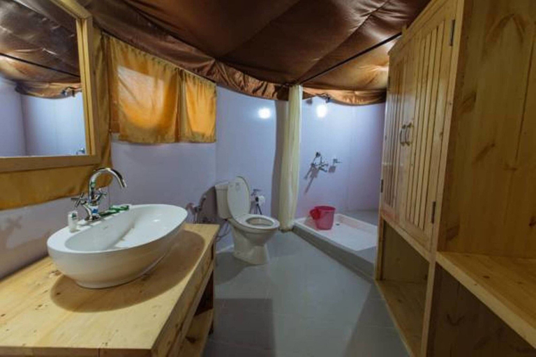 Bathroom, Hunder Sarai, Leh