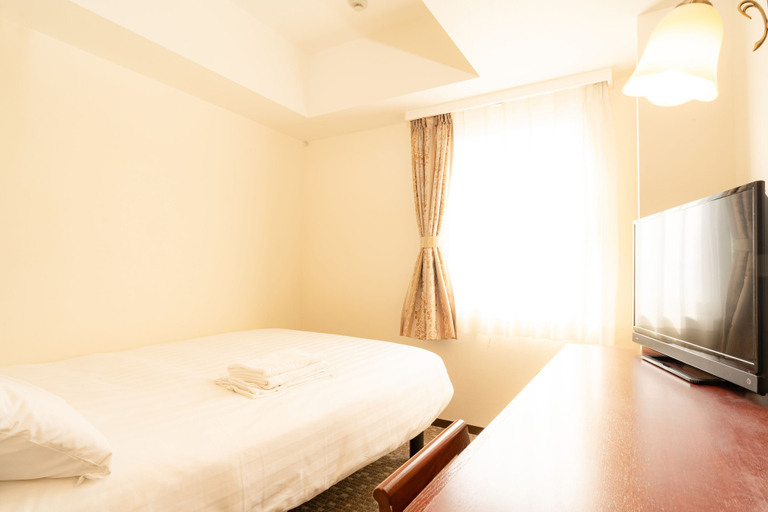 Bedroom 3, Smile Hotel Nishiakashi, Akashi