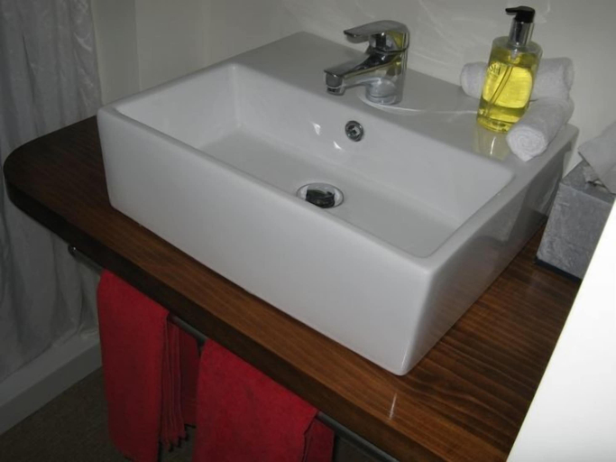 Bathroom 4, Greenacres Alpine Chalets & Villas, Hurunui