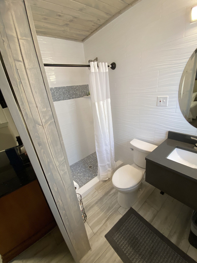 Bathroom 4, Gulf Coast Inn, Santa Rosa