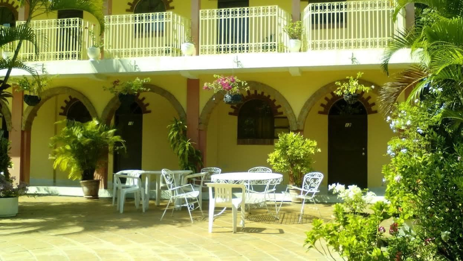 Others 5, Hotel El Parador, Ahuachapán