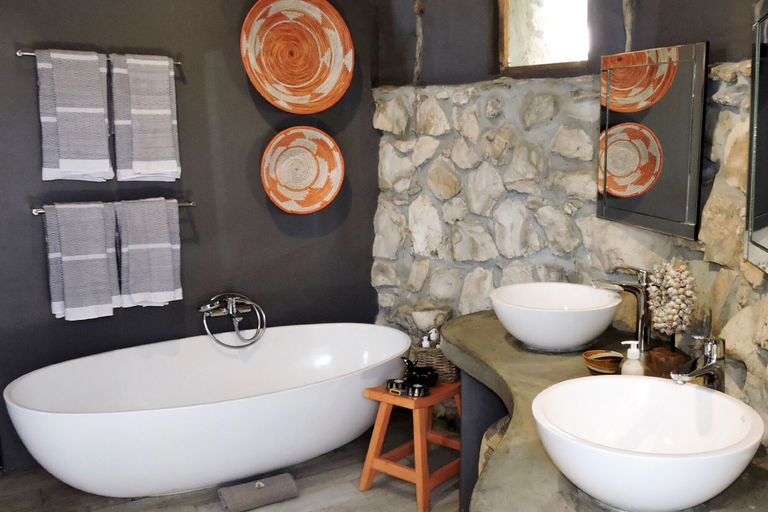 Bathroom 4, Mosaic Lagoon Lodge, Overberg