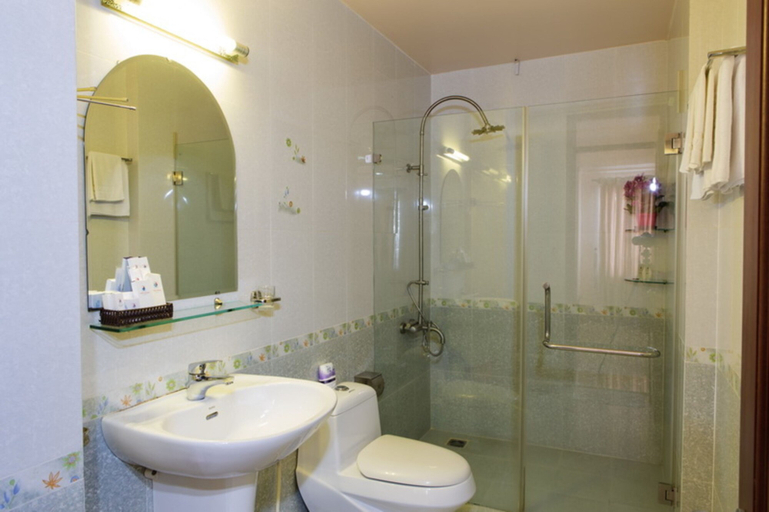 Bathroom 4, Thao Nguyen Apartment, District 7