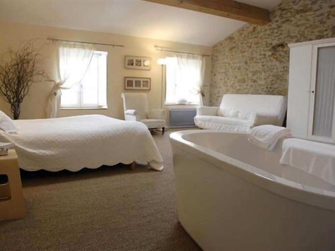 Bedroom 2, La Maison Vieille, Aude