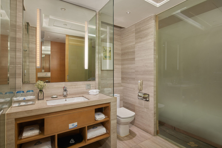 Bathroom 4, Grandskylight Hotel, Yueyang