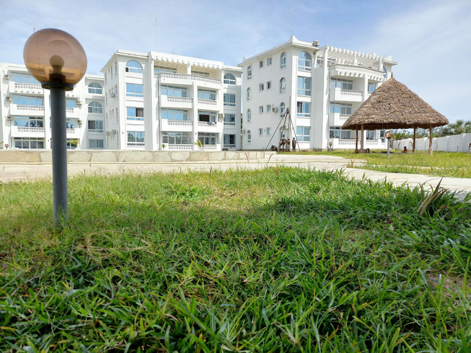 Exterior & Views 2, Inviting 1-bed Apartment in Malindi, Malindi