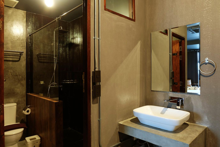 Bathroom 3, Rider bedroom hostel & cafe, Pran Buri