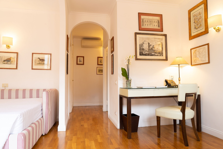 Bedroom 3, Babuino 79, Rome