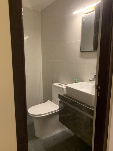 Bathroom 3, 29 Eleven Bed and Breakfast, Bagmati