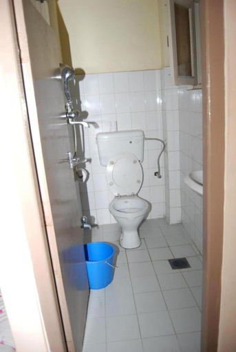 Bathroom 4, Kathmandu Peace Guest House, Bagmati