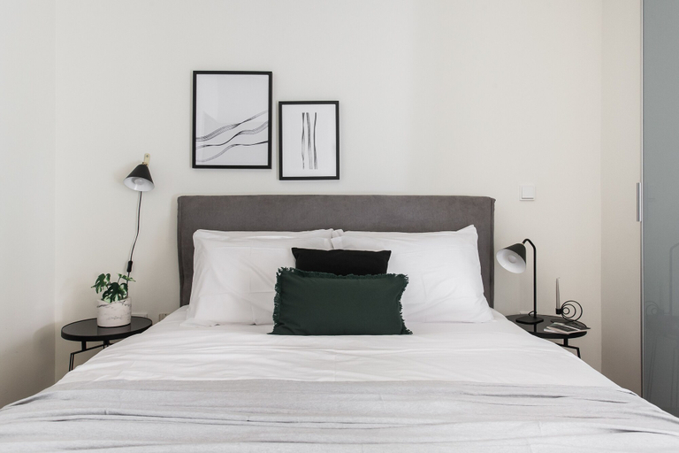 Bedroom 2, Striking 1BR Apartment in Kolonaki B, Attica