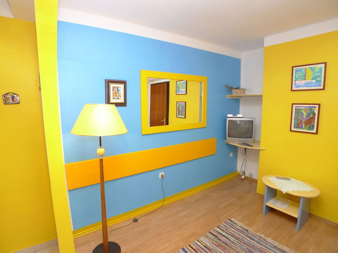 Others 5, Apartment for 3 Persons With Beautiful Terrace, Premantura