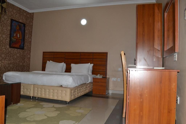 Bedroom 3, Gracious Hotel, AbujaMun