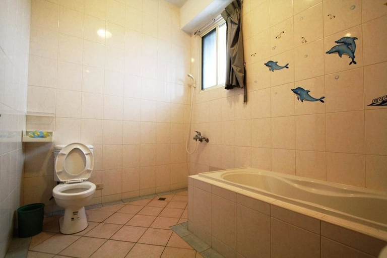 Bathroom 3, Equuleus Homestay, Penghu