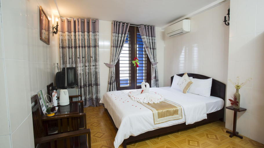 Bedroom 2, Hotel Cyclist, Huế