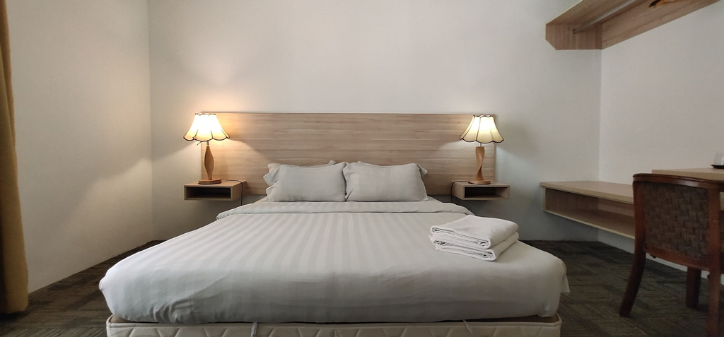 Bedroom 6